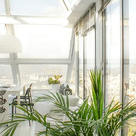 Panoramic Love Nest